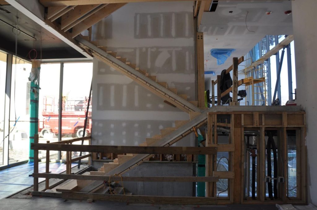 This view from inside the Rice addition illustrates how daylighting is prioritized. The staircase is also a central feature of this part of the building.